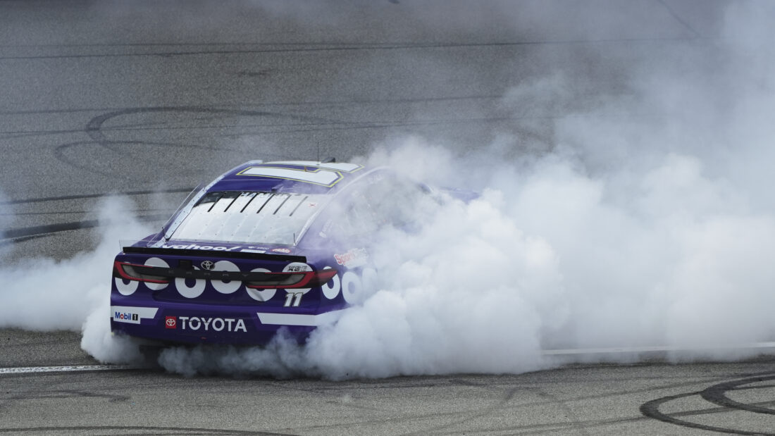 Denny Hamlin collects third Cup win of season - Altoona Mirror